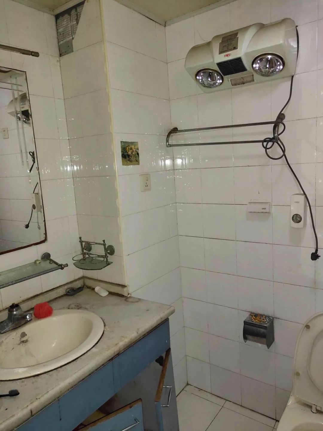 南京龍蟠花苑90㎡現(xiàn)代輕奢--老房升級改造，變身時尚精致家！18浴室改造