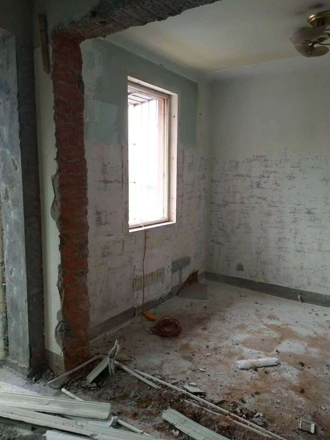 南京龍蟠花苑90㎡現(xiàn)代輕奢--老房升級改造，變身時尚精致家！23拆砌工程