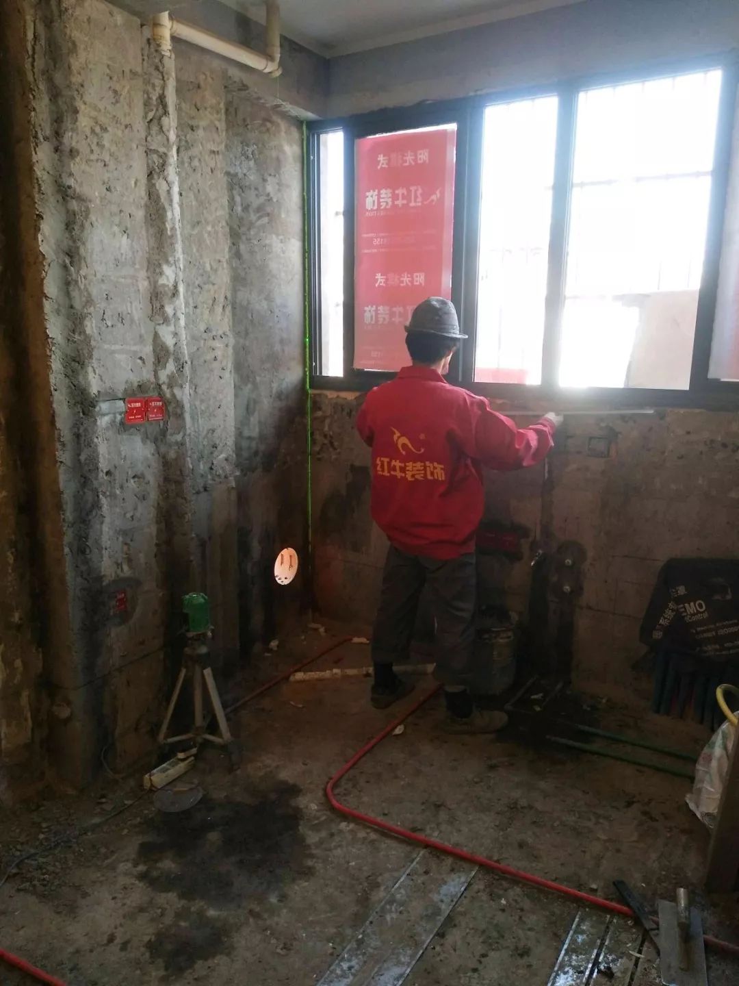 南京龍蟠花苑90㎡現(xiàn)代輕奢--老房升級改造，變身時尚精致家！31瓦木施工