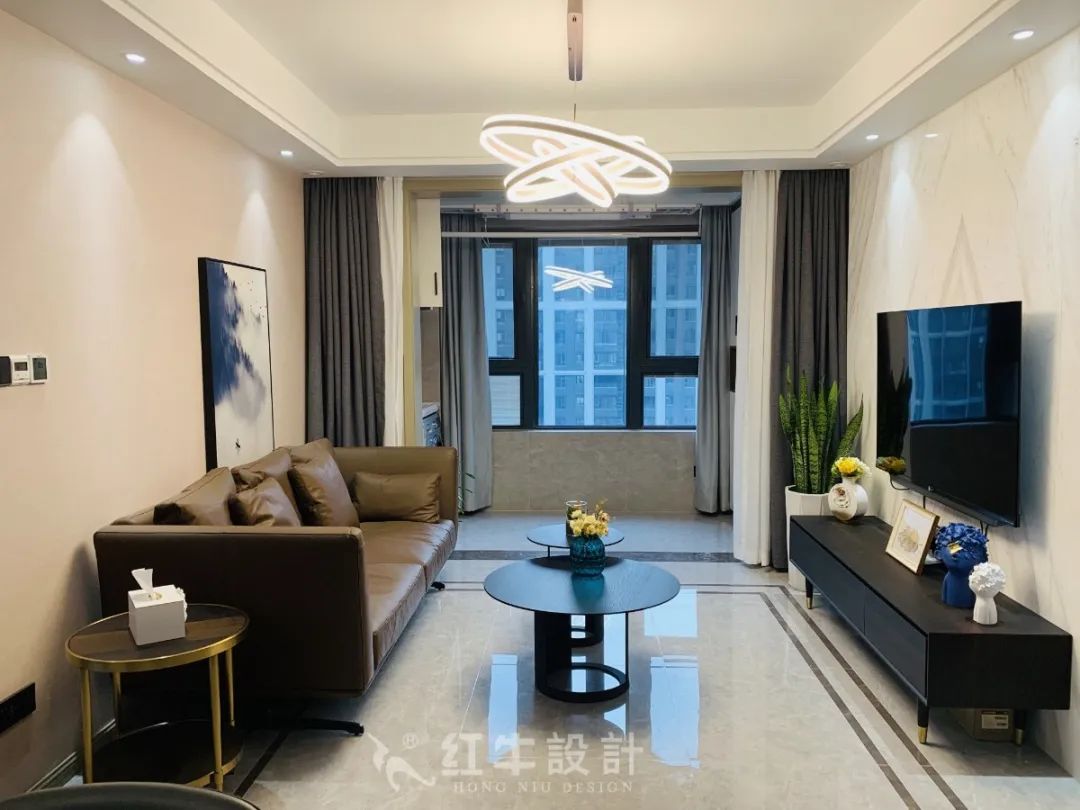 最美畢業(yè)照 ④--保利國際社區(qū)96㎡現(xiàn)代風(fēng)格“成品家”！04