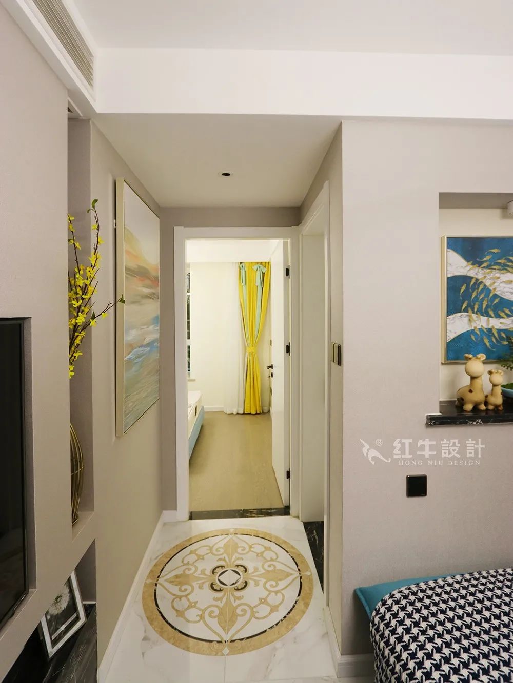 賈庭_景明佳苑75㎡現(xiàn)代簡約--看小戶型如何擠出3間臥室05客廳壁龕