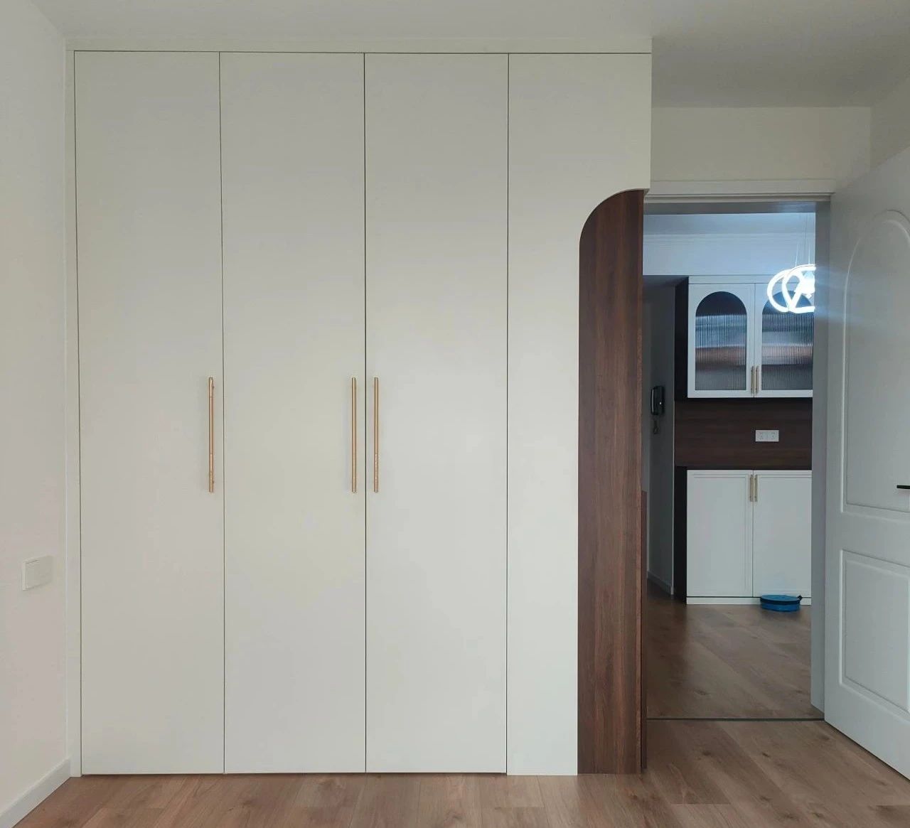 喜報(bào)｜金秋十月，收獲滿滿，紅牛裝飾再獲三面錦旗！