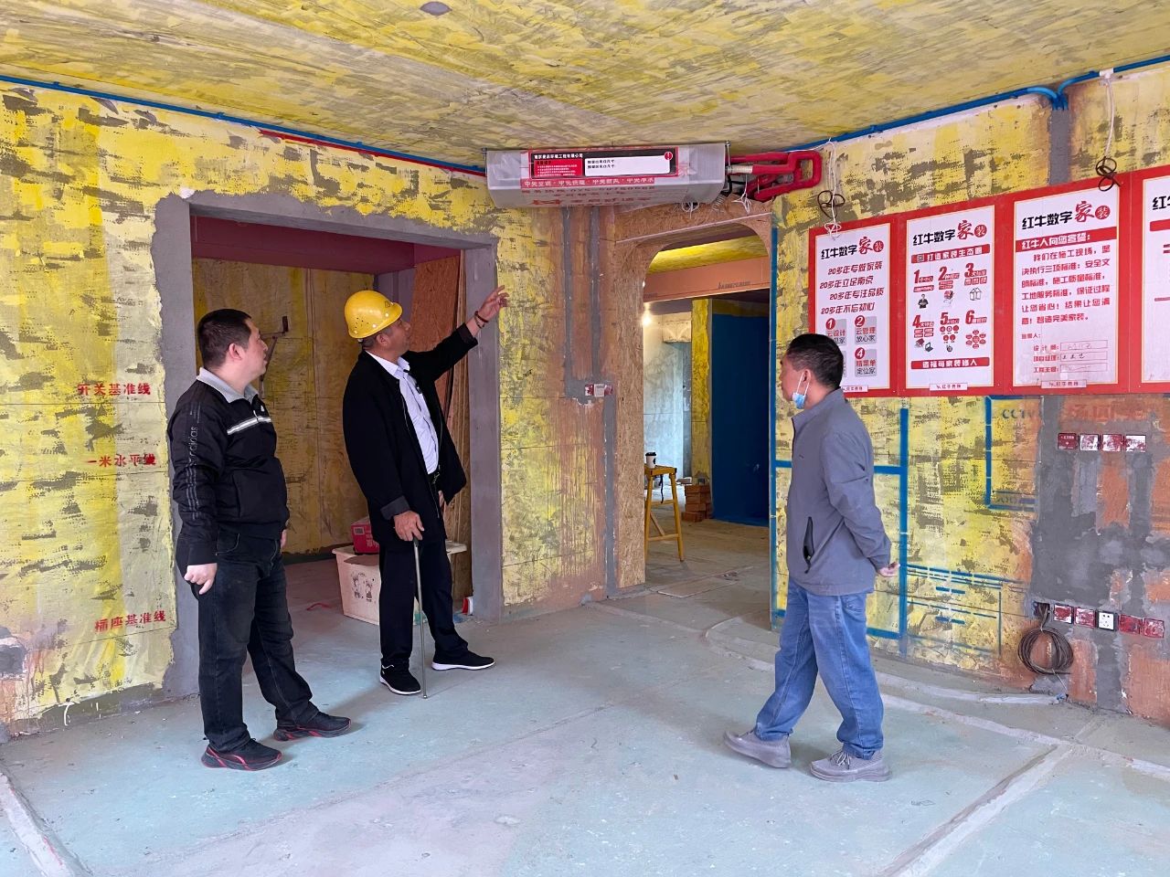 工程總監(jiān)帶隊(duì)突擊巡檢，精益求精