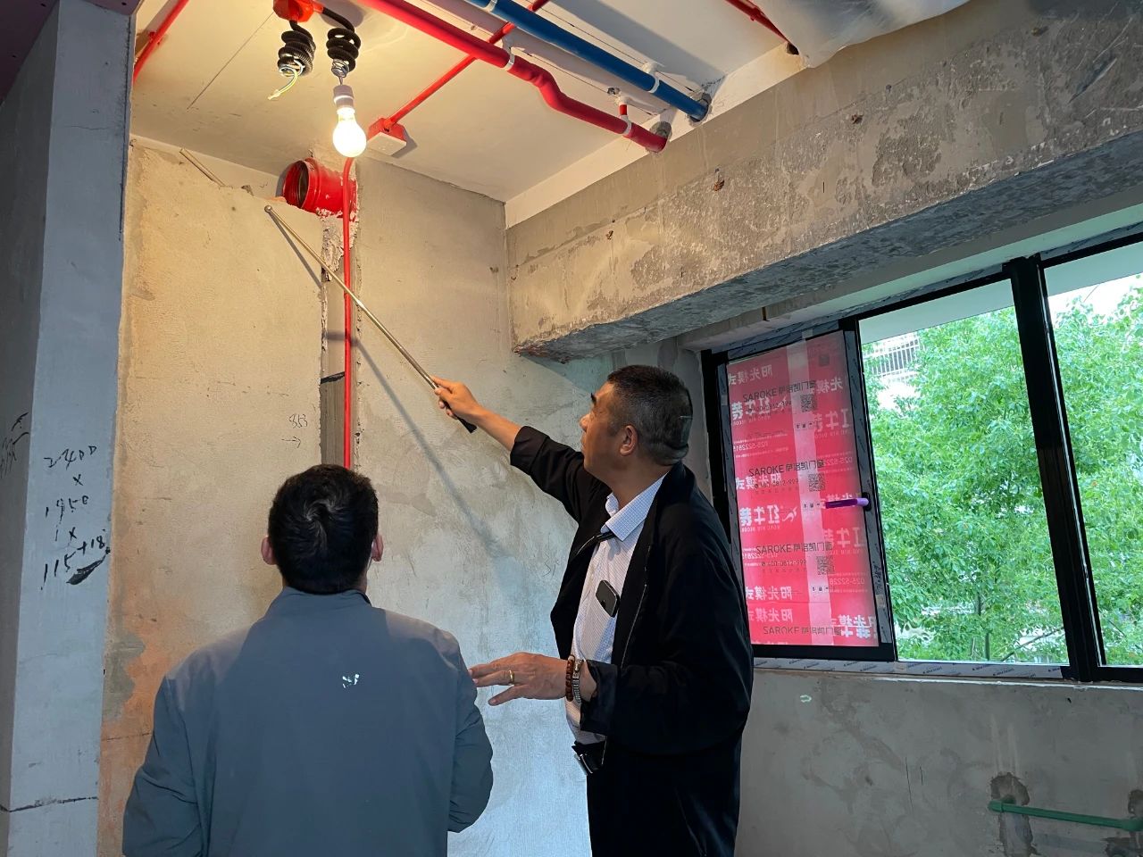 工程總監(jiān)帶隊(duì)突擊巡檢，精益求精