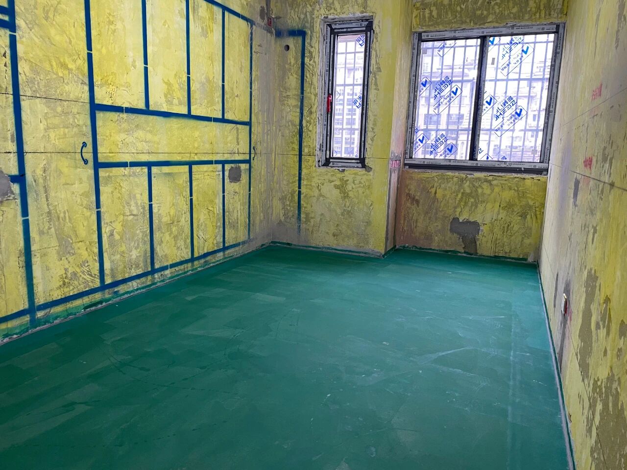 九月秋意漸濃，南京紅牛裝飾工地巡檢步履不停，只為兌現(xiàn)品質(zhì)承諾！