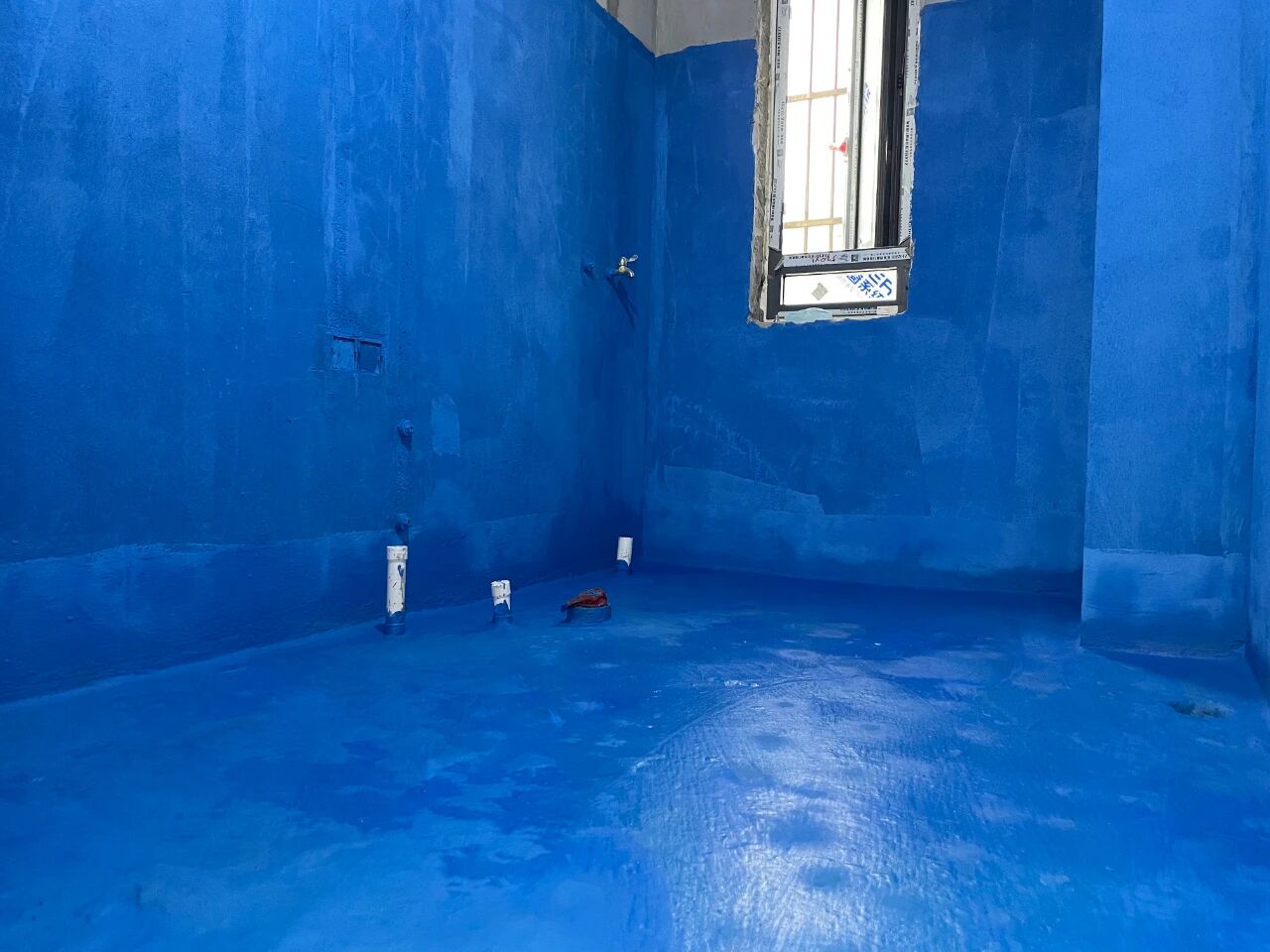 九月秋意漸濃，南京紅牛裝飾工地巡檢步履不停，只為兌現(xiàn)品質(zhì)承諾！