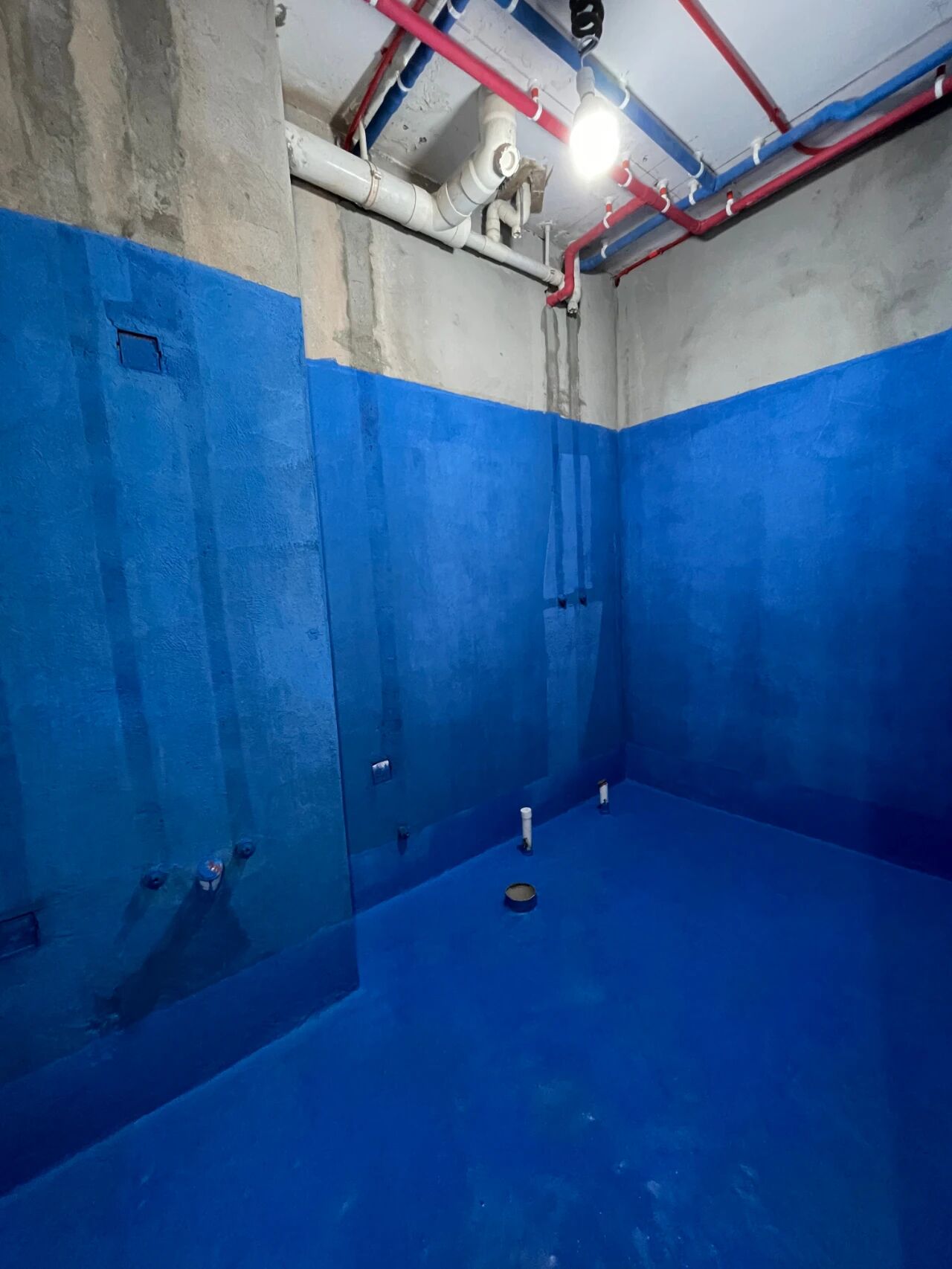 九月秋意漸濃，南京紅牛裝飾工地巡檢步履不停，只為兌現(xiàn)品質(zhì)承諾！