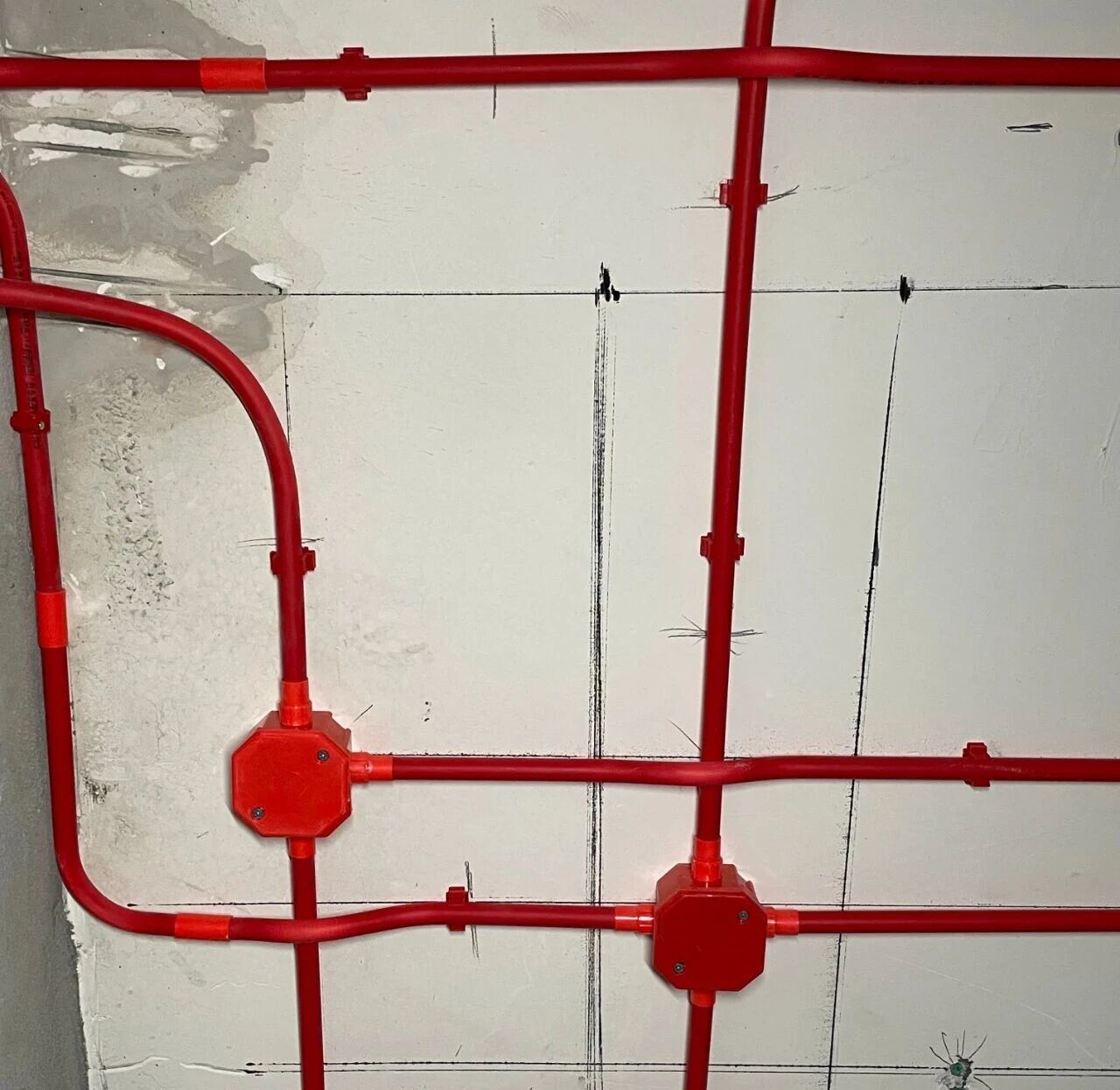 工地巡檢：雙節(jié)同慶，品質(zhì)同行，嚴(yán)把每一道工序，用心守護(hù)夢想家！